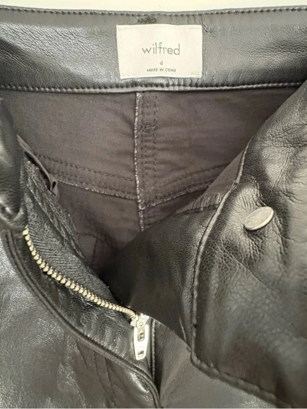 Aritzia Wilfred Black Faux Leather Pants Size 4 Vegan High Waist Cropped